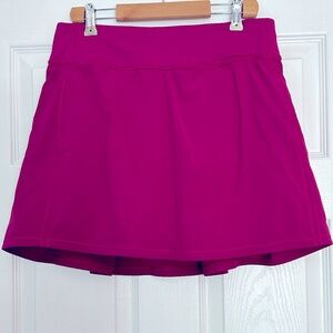 Lululemon tennis skirt size 6